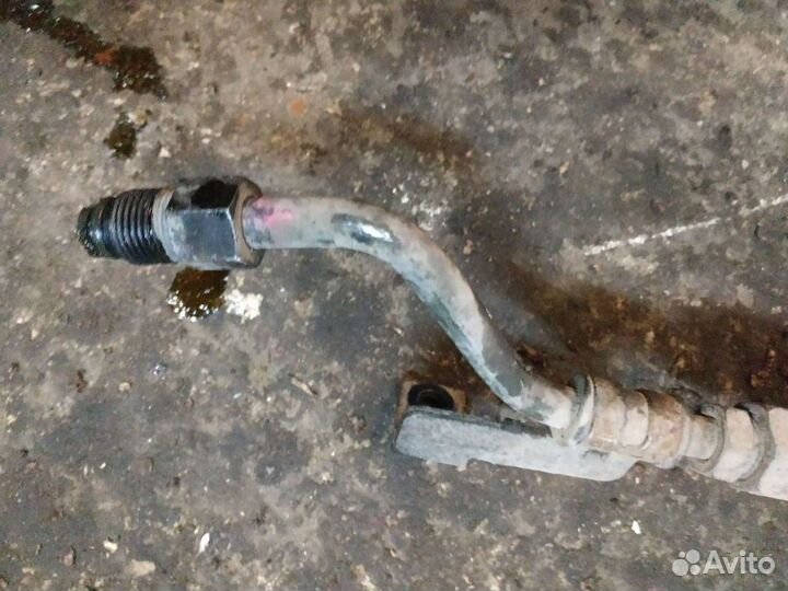 Трубка гур Ssang Yong Actyon New бензин