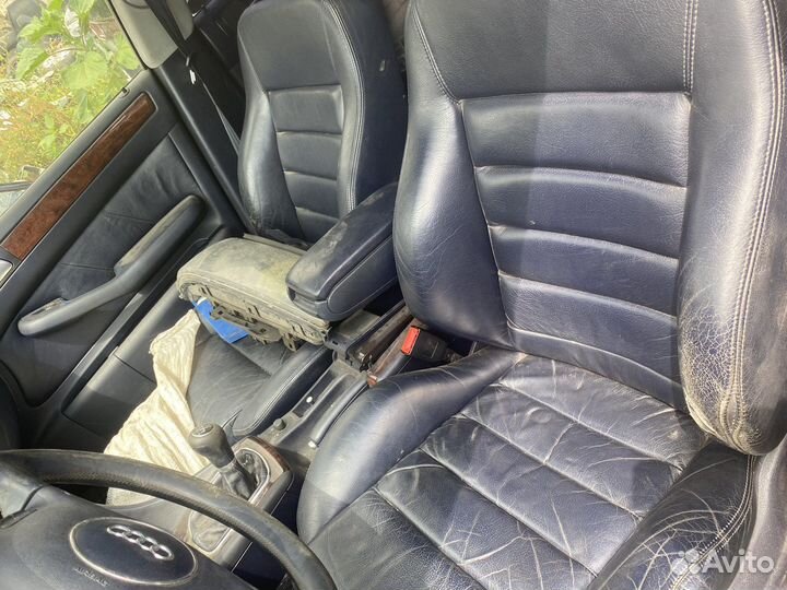 Запчасти салона Audi a6 c5 2002г универсал