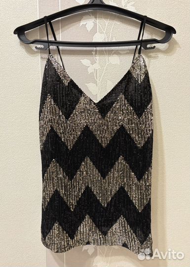 Топ в пайетках