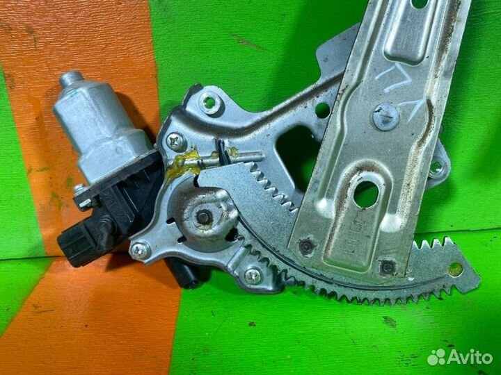 Стеклоподъемник электрический передний левый