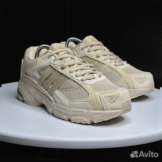 Кроссовки Adidas Response CL beige