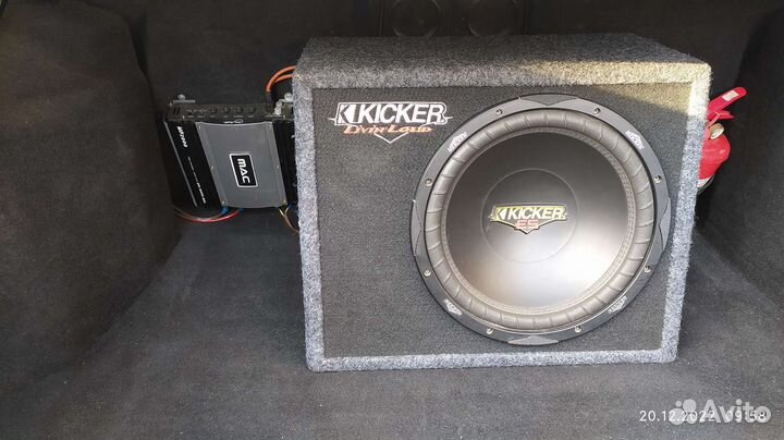 Сабвуфер Kicker + усилитель