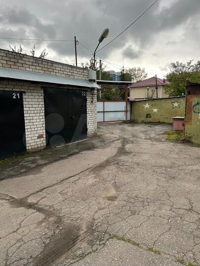Гараж, > 30 м²