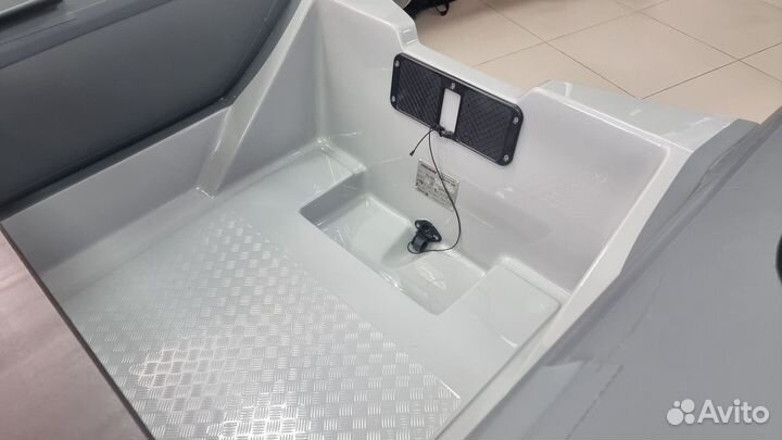 Лодка Rib Навигатор 380R Pro
