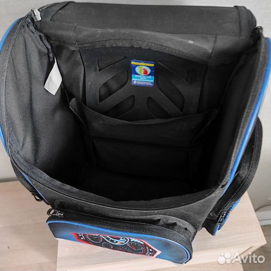 Рюкзак школьный для мальчика ортопедический