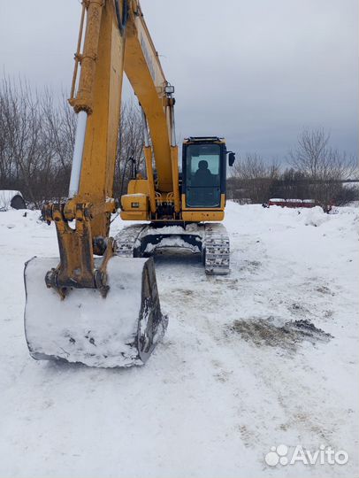 Аренда гусеничного экскаватора