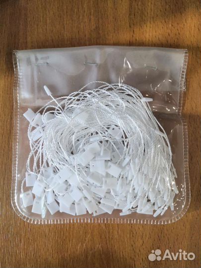 Биркодержатель веревочный белый