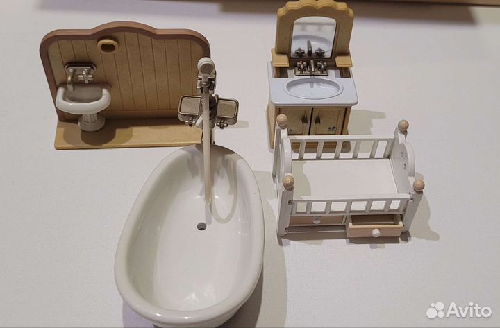 Sylvanian Families домик+мебель+семья