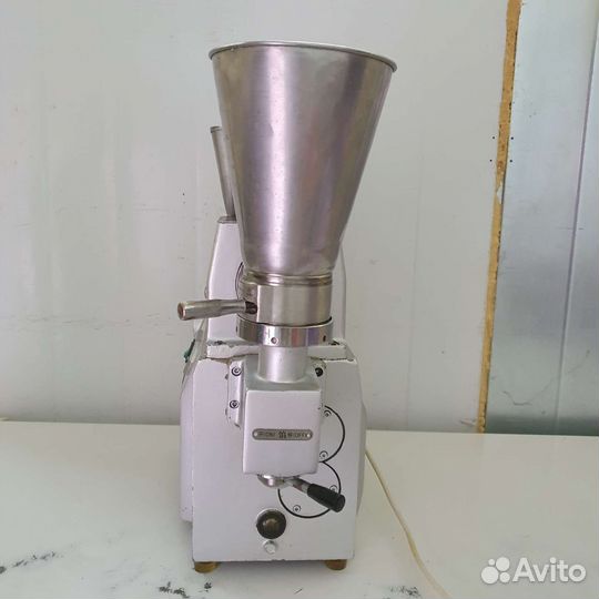 Пельменный аппарат jgl 60