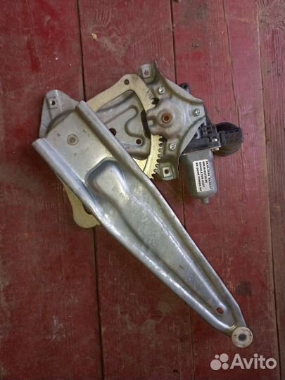 Стеклоподъемники двери на Тойота королла 150 кузов