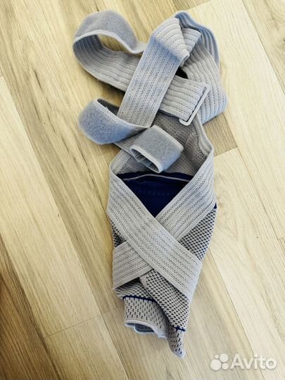 Корсет на коленный сустав omo