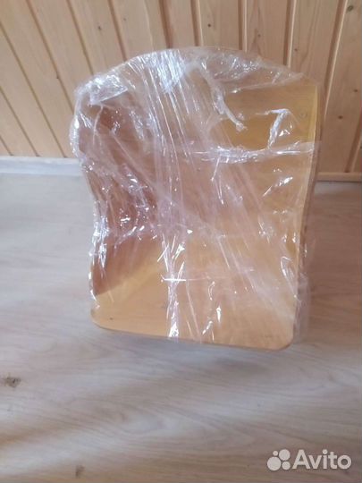 Полка деревянная, узкая, упакованная