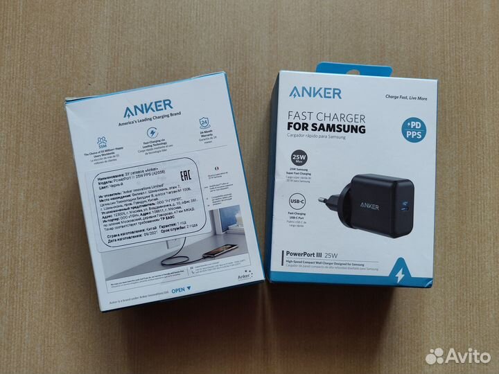 Зарядное устройство Anker PowerPort III 25w