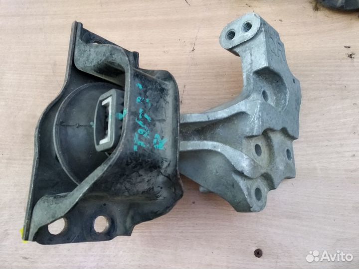 Подушка двигателя Nissan X-Trail Т31