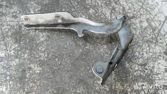 Петля капота nissan murano Z50 (72X03D502)