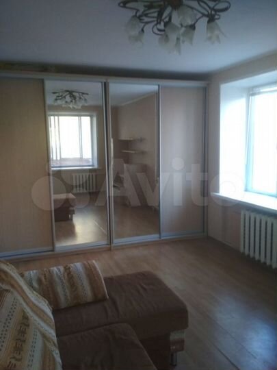 2-к. квартира, 43 м², 3/5 эт.
