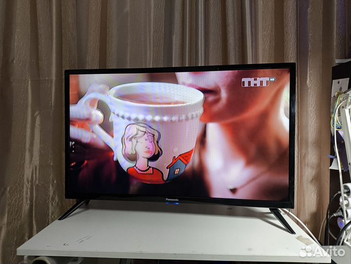 LED Телевизор Panasonic 32 дюйма