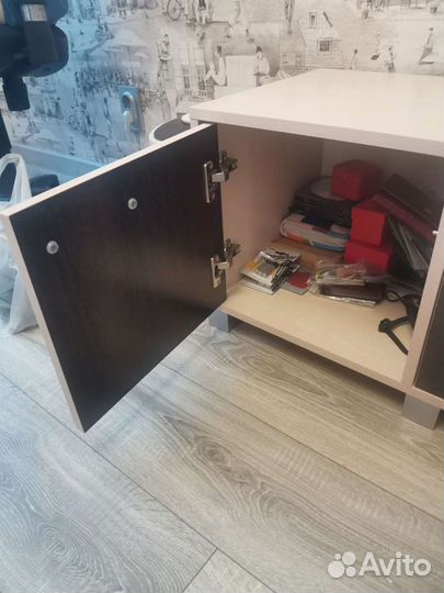 Тумба под телевизор большой диагонали