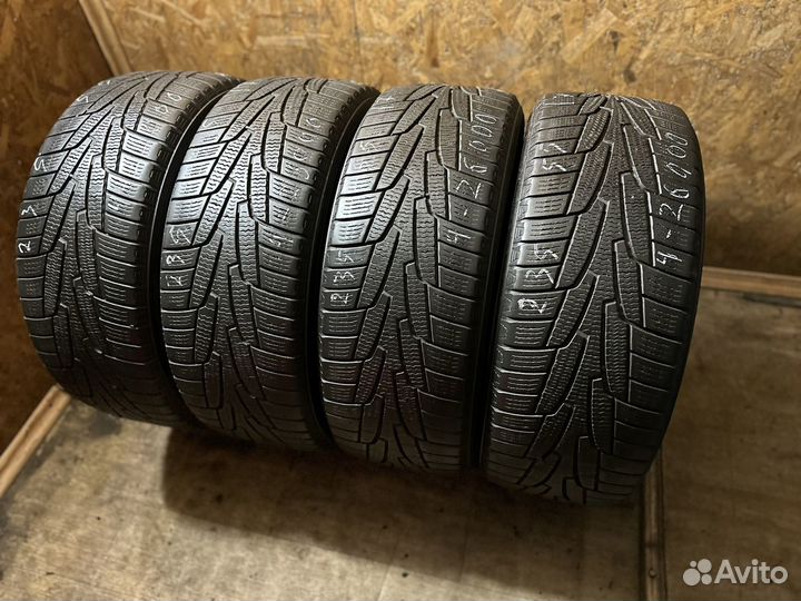 Kumho I'Zen KW31 235/55 R17 99R