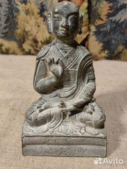 Статуэтка бронза