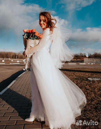 Свадебное платье