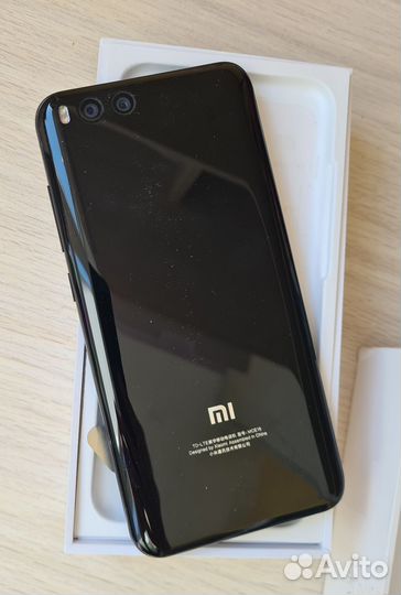 Xiaomi Mi 6, 6/64 ГБ