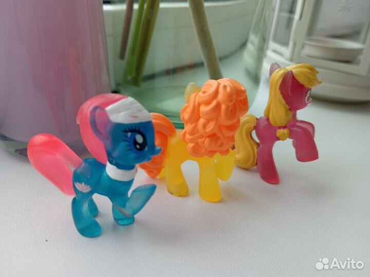 Фигурки My Little Pony (Лотус Блоссом и др.)
