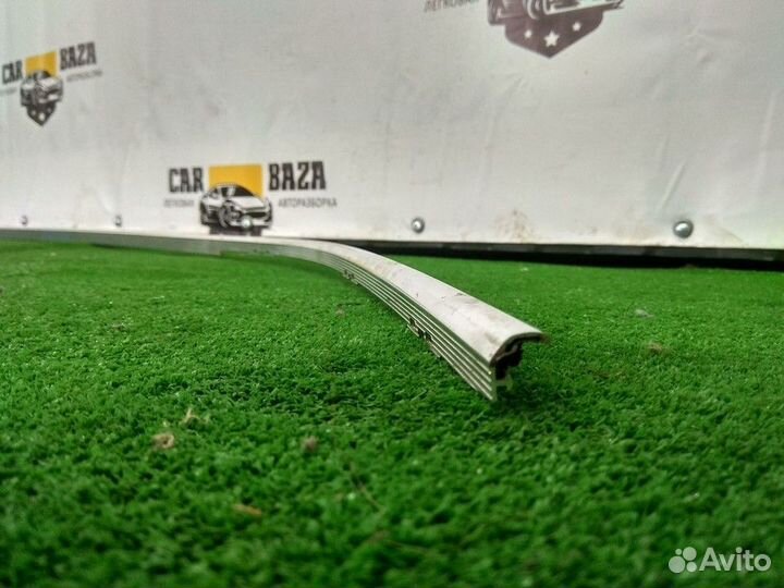 Молдинг крыши Audi8U0853703