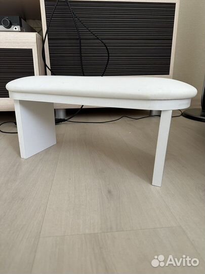 Подставка для мастера маникюра