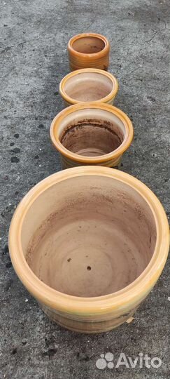 Керамические горшки большие