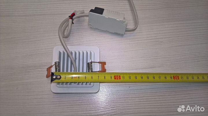 Встраиваемый светильник светодиодный DSK80 5W 3300