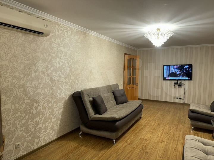 2-к. квартира, 65 м², 5/9 эт.