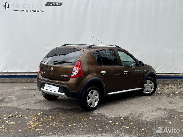 Renault Sandero Stepway 1.6 AT, 2014, 31 400 км