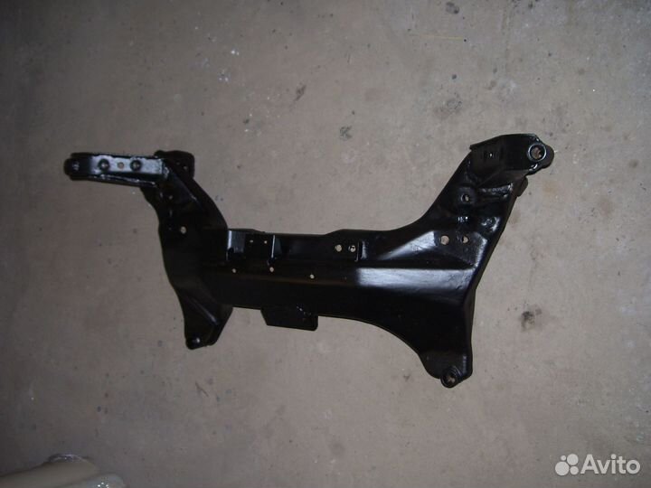 Ниссан альмера классик подрамник