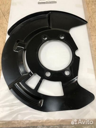 Пыльник (Кожух) тормозного диска Nissan Teana L33