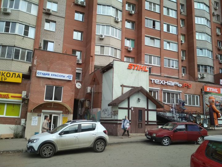 Торговая площадь, с отдельным входом и вытяжкой