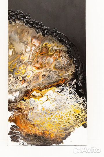 Дизайнерские картины в интерьер