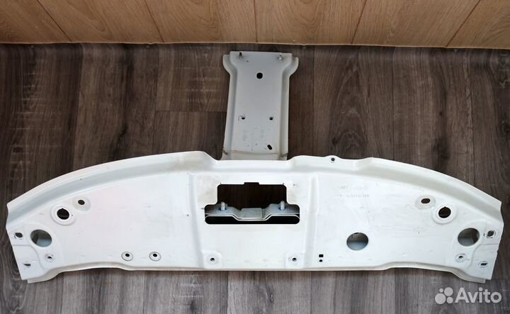 Панель рамки радиатора Renault Arkana 625103787R