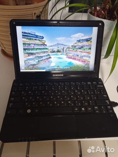 Нетбук Samsung nc110