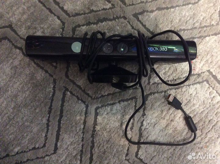 Xbox 360 (на запчасти) Kinect (рабочий)