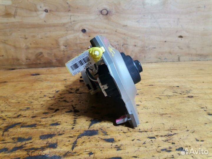 Блок управления климат контролем Toyota Vitz SCP90