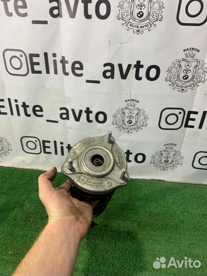 Амортизатор передний левый правый Mercedes W205