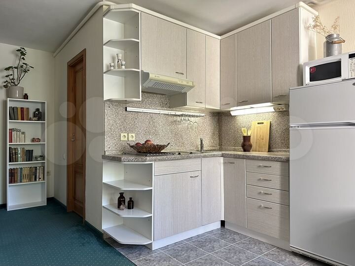 2-к. квартира, 40 м², 1/3 эт.