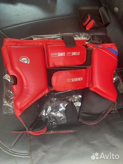 Боксерский шлем clinch