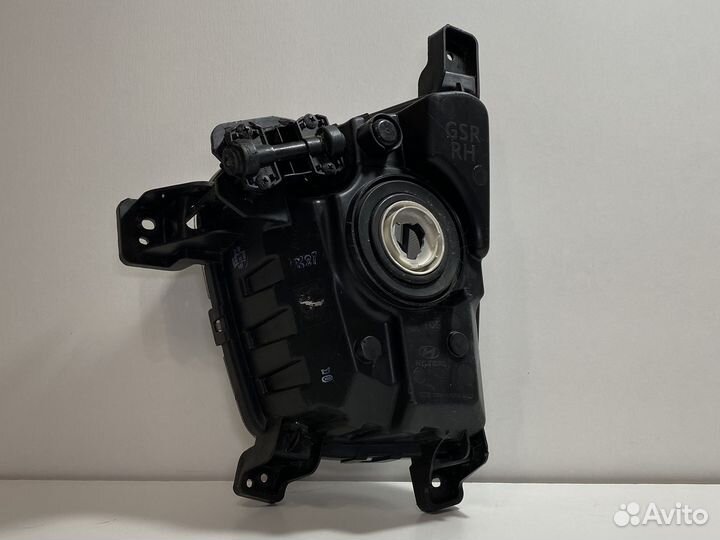 Противотуманная фара правая Hyundai Creta