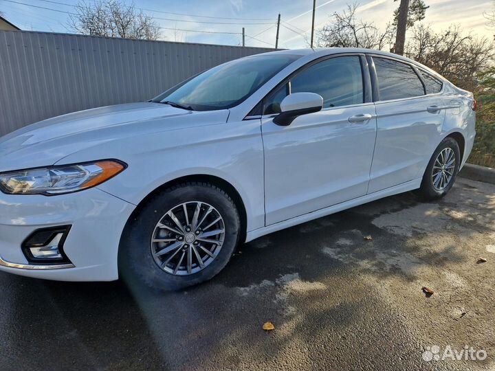 Ford Fusion (North America) 1.5 AT, 2020, 75 000 км