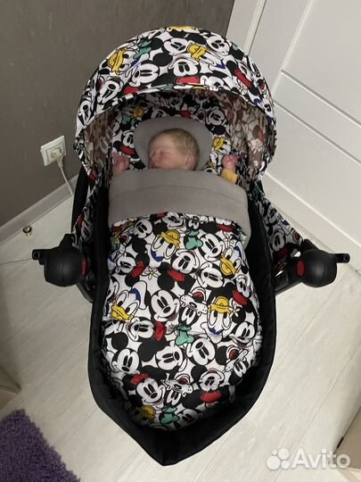 Коляска 2 в 1 yoya люлька+прогулочный блок 175