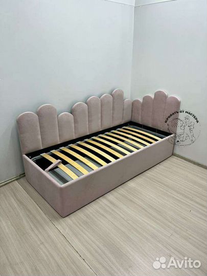 Детская кровать 90х200