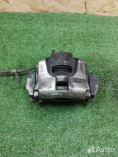 Суппорт тормозной передний правый Ford Mondeo 5