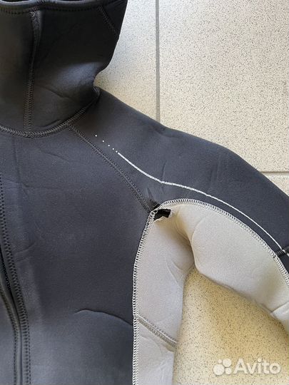 Гидрокостюм мужской 5мм размер М